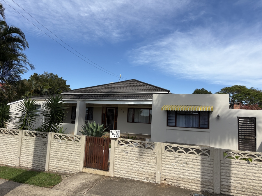 3 Bedroom Property for Sale in Cambridge Eastern Cape